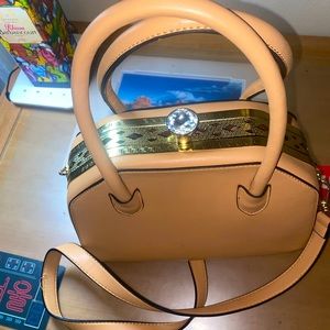 Brown khaki leather purse Brand New !!!